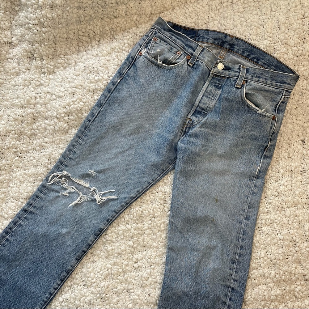 Levi’s 501 Distressed High Waisted Jeans